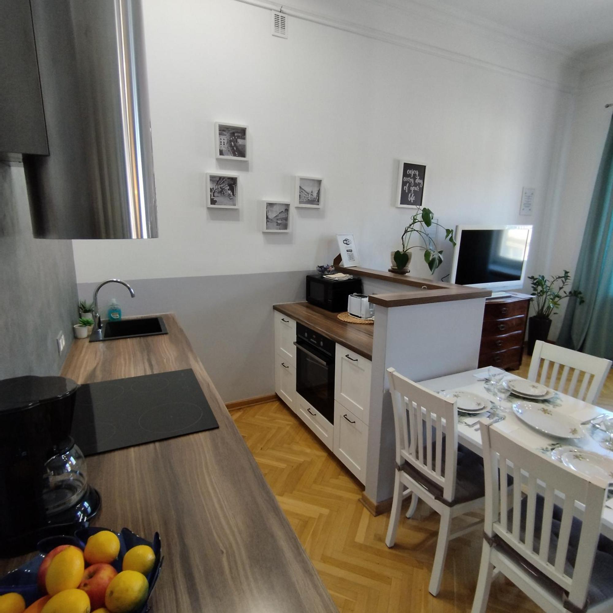 Ferienwohnung Novo Mundo Warschau Exterior foto