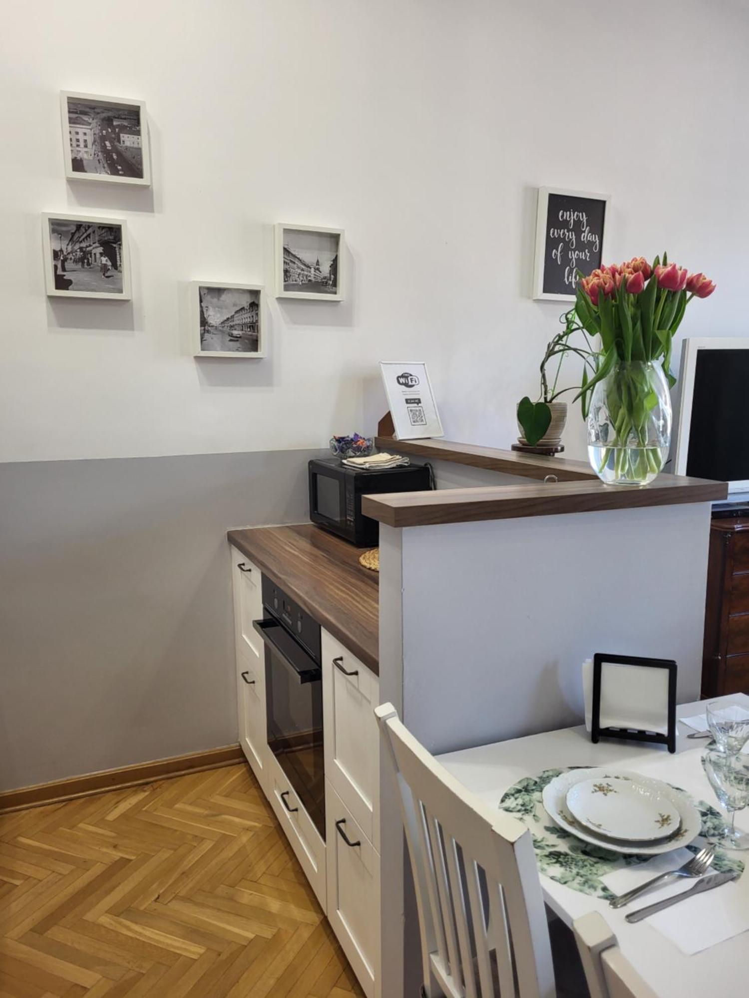 Ferienwohnung Novo Mundo Warschau Exterior foto