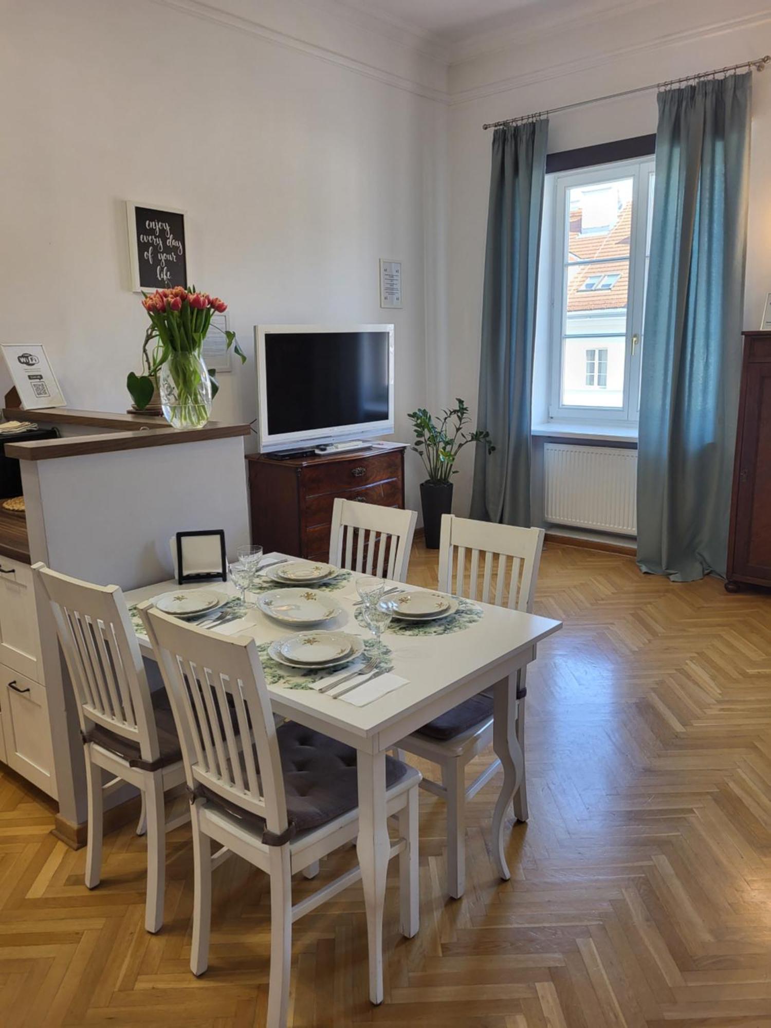 Ferienwohnung Novo Mundo Warschau Exterior foto